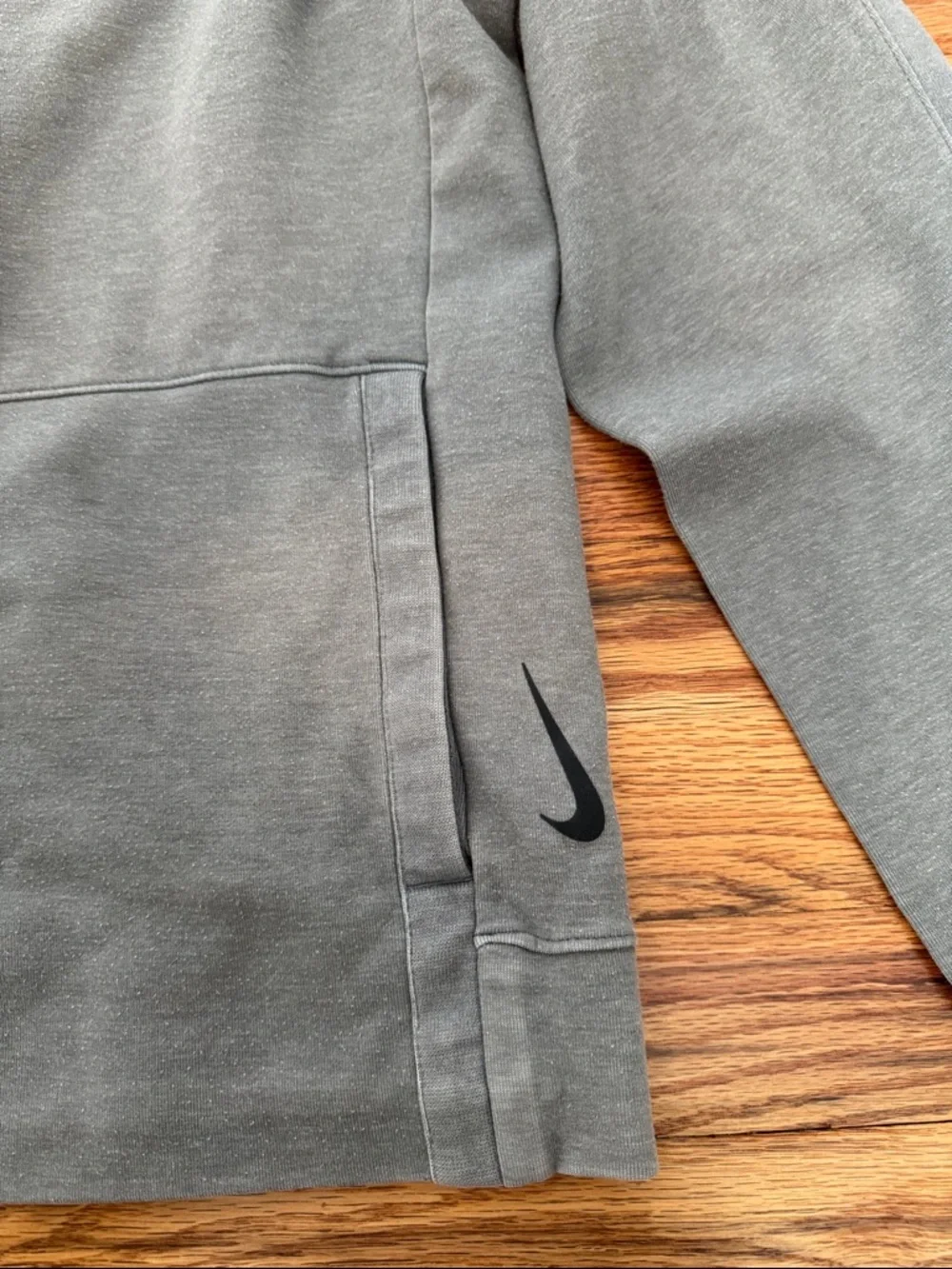 Men’s Nike Dri-Fit Full Zip Hooded Jacket Grey Medium